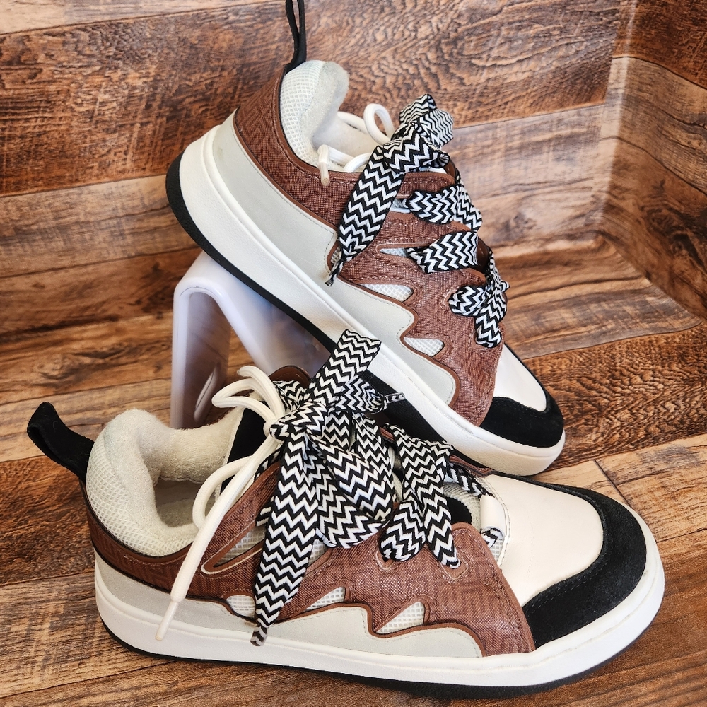 Steve Madden "Roaring" Brown/White/BlackBlack Sneakers/Shoes - 8.5 M